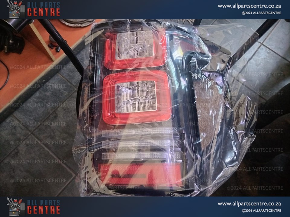 range rover Evoque 2018 tail lights for sale - brand new
