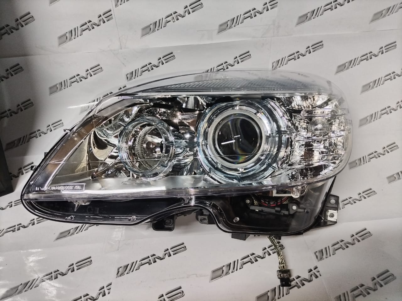 Brand New Mercedes W204 Pre-Facelift Xenon Headlights for sale - Private Seller Brand New Mercedes W204 Pre-Facelift Xenon Headlights for sale - Private Seller