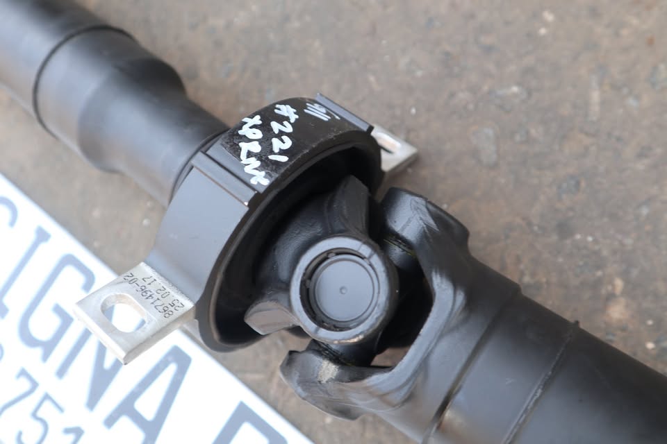 BMW M760LIX PROP SHARFT G11/G12 - Private Seller BMW M760LIX PROP SHARFT G11/G12 - Private Seller
