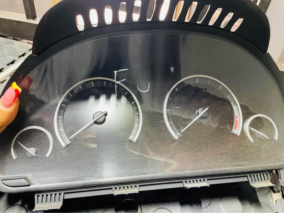 BMW F10 cluster - Private Seller