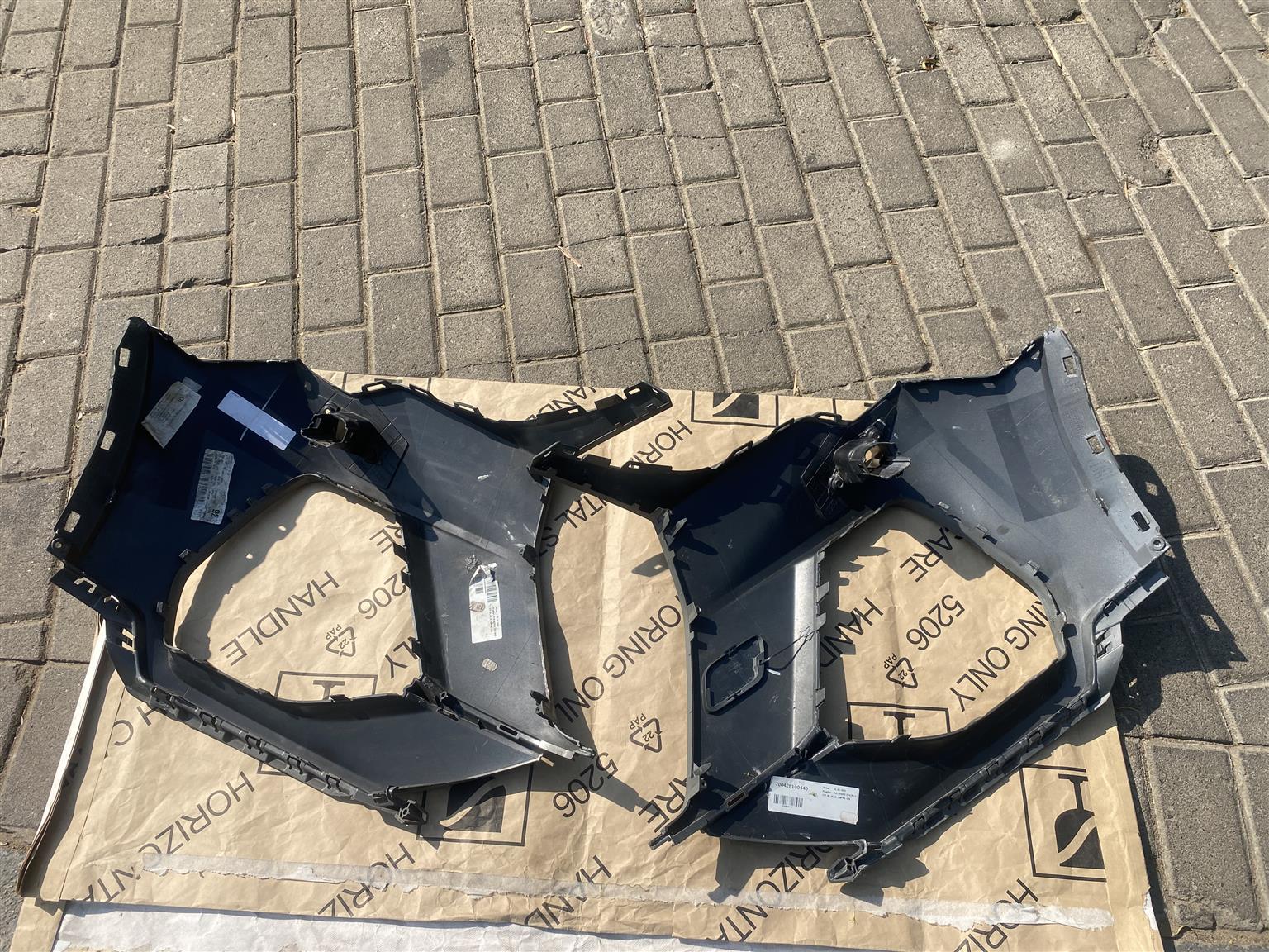 2024 AUDI Q3 S-LINE FRONT BUMPER FOR SALE. IN PRISTINE CONDITION - Private Seller 2024 AUDI Q3 S-LINE FRONT BUMPER FOR SALE. IN PRISTINE CONDITION - Private Seller