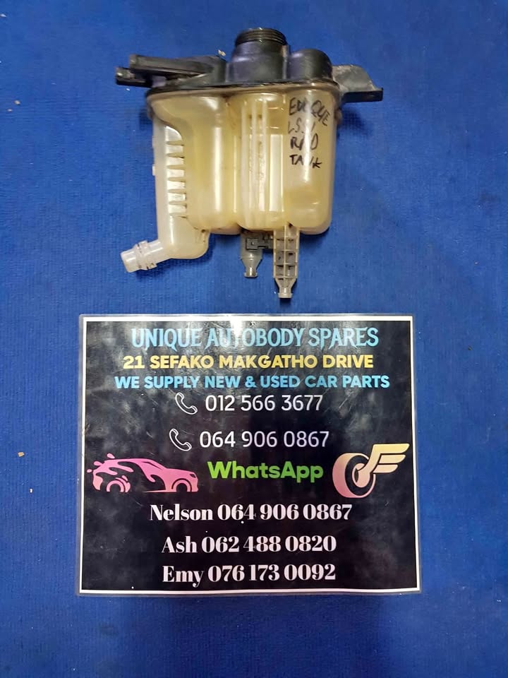 Range Rover Evoque L551 Radiator Bottle - Private Seller Range Rover Evoque L551 Radiator Bottle - Private Seller