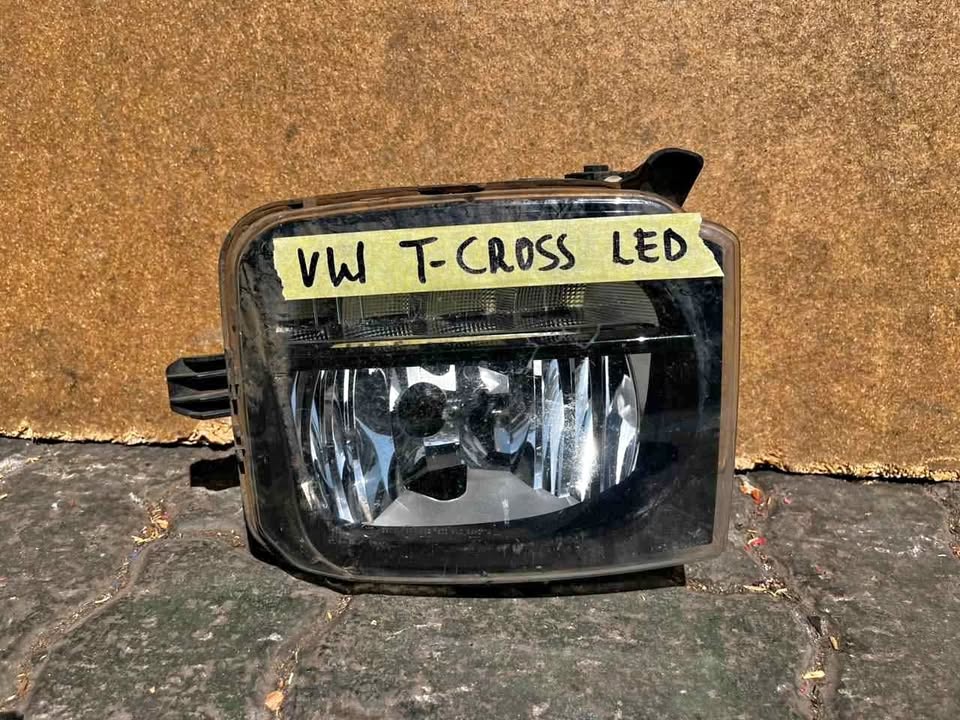 Volkswagen T Cross Foglight LED - Private Seller Volkswagen T Cross Foglight LED - Private Seller