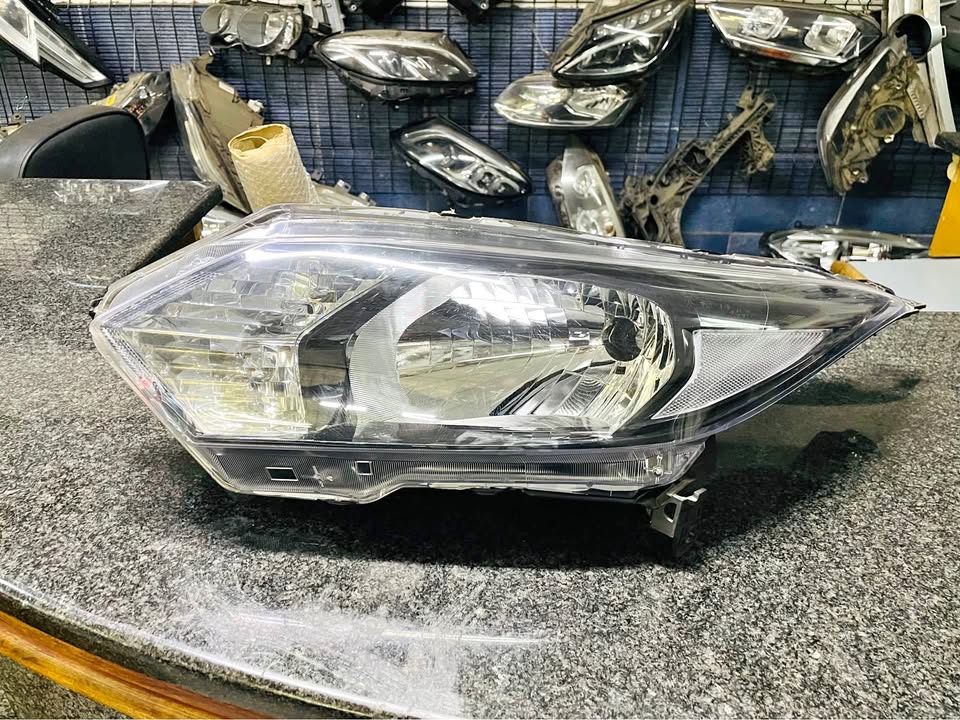 Honda HRV LHS headlight Honda HRV LHS headlight
