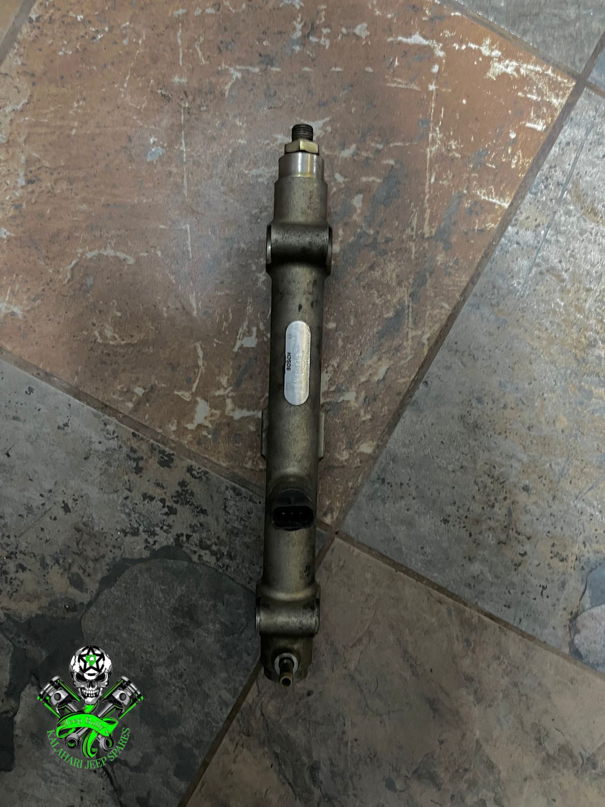2006 Jeep Cherokee 2.8 Diesel Fuel Injector Rail - Private Seller