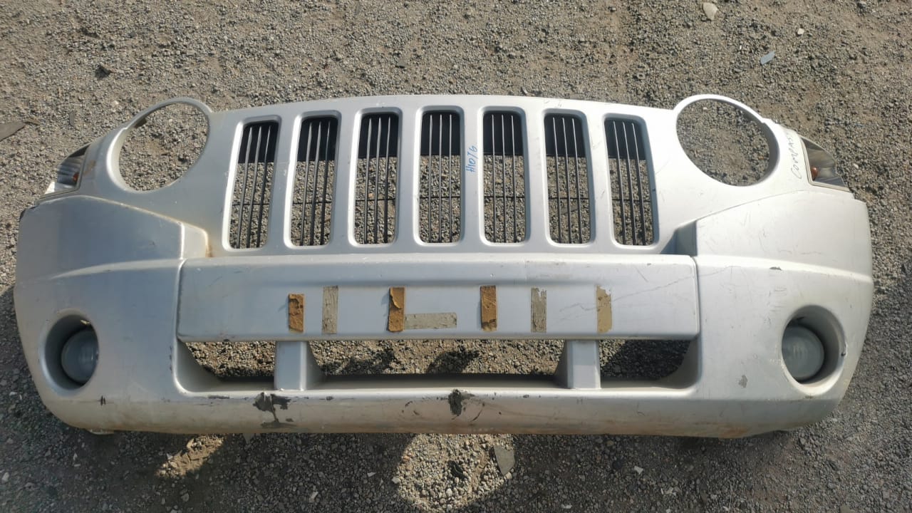 JEEP COMPASS FRONT BUMPER - Private Seller JEEP COMPASS FRONT BUMPER - Private Seller