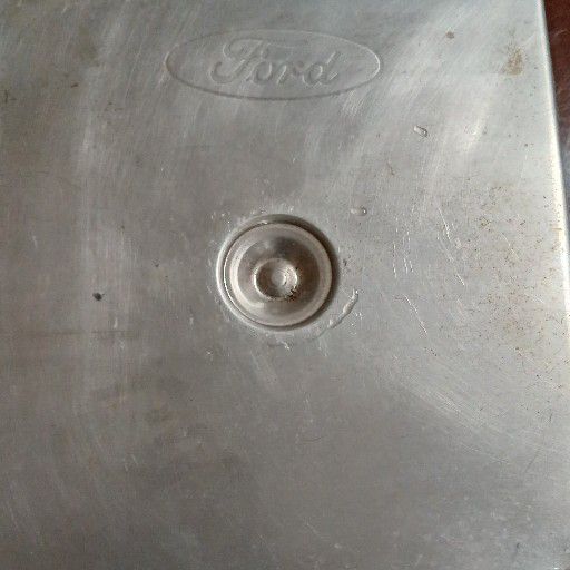 Ford sipphire 2.0 GLi computer box
