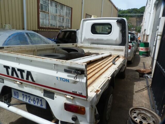 Stripping for spares TATA SUPER ACE 1.4 2017 MANUAL - Private Seller