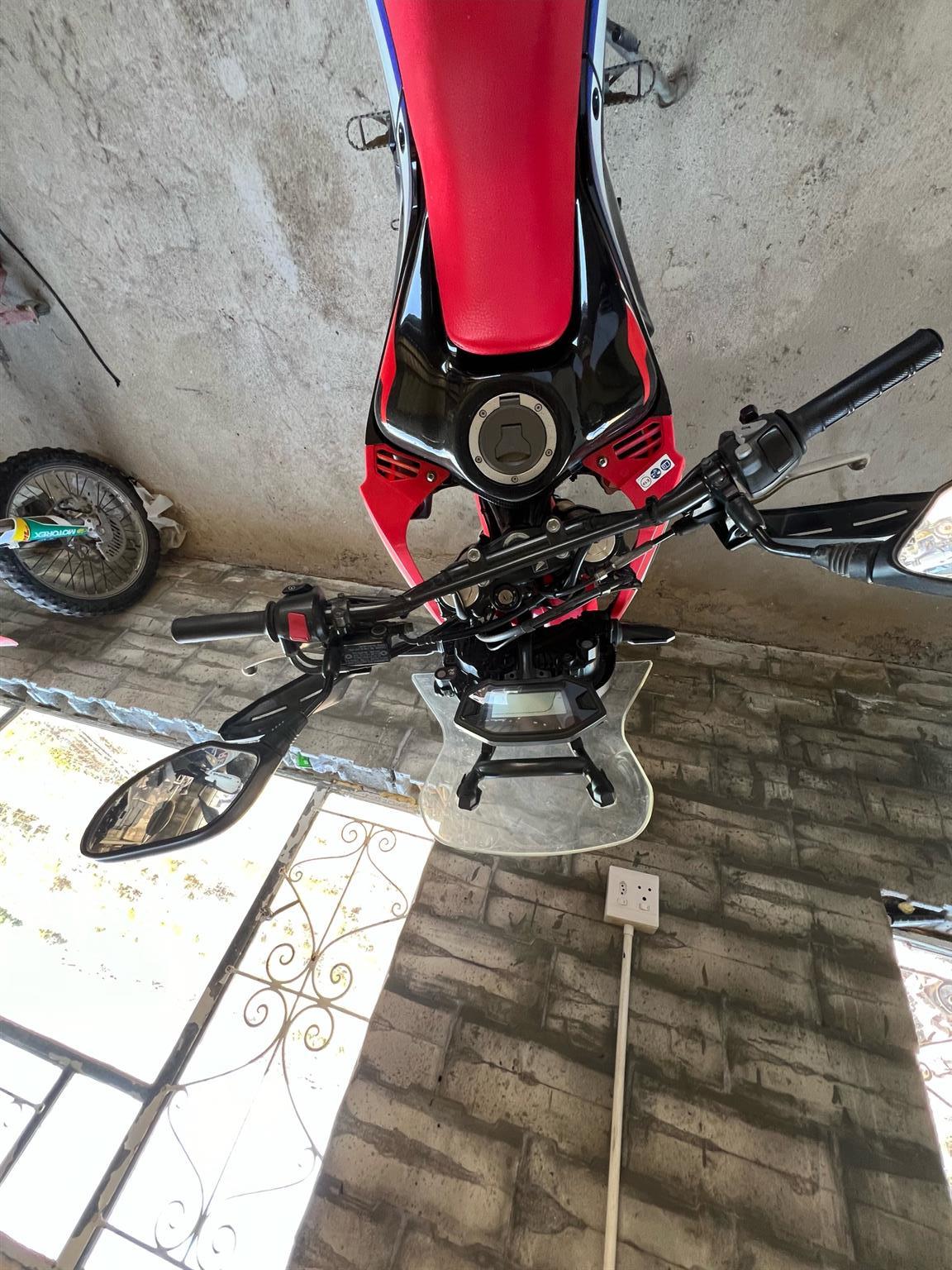 2017 Honda CRF 250 - Ideal for beginner or female rider | Junk Mail ...