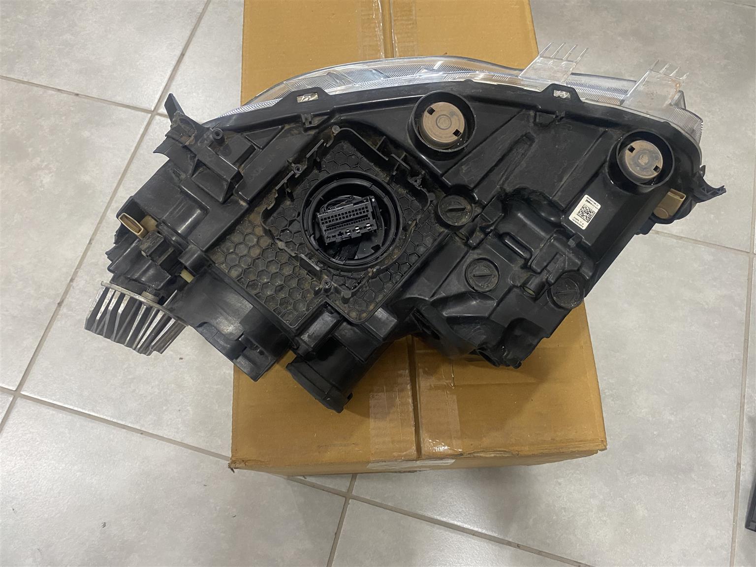 2025 VW POLO 9 TSI IQ LED HEADLIGHT RIGHT SIDE FOR SALE. IN EXCELLENT CONDITION - Private Seller 2025 VW POLO 9 TSI IQ LED HEADLIGHT RIGHT SIDE FOR SALE. IN EXCELLENT CONDITION - Private Seller