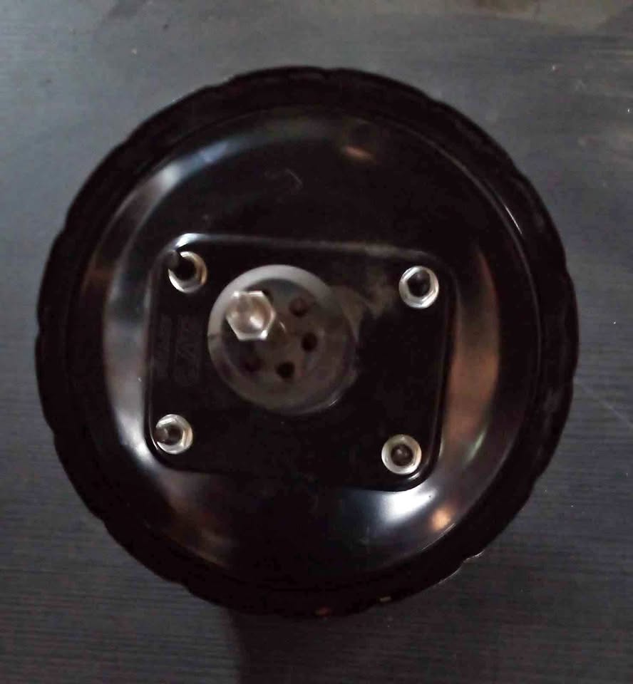 Isuzu KB 250 brand new brake booster - Private Seller Isuzu KB 250 brand new brake booster - Private Seller