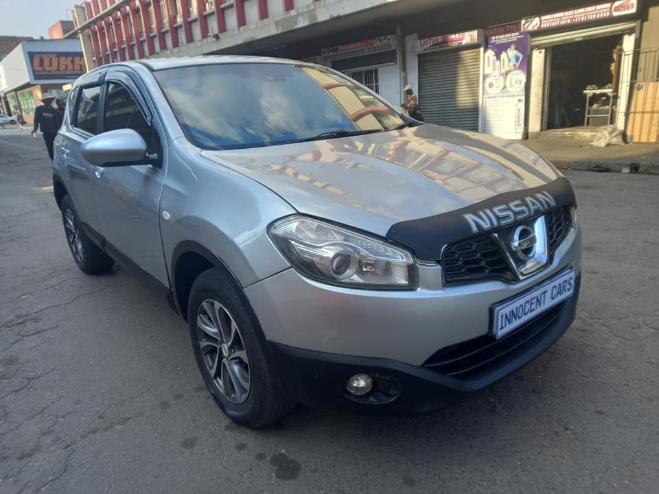 2011 NISSAN QASHQAI 1.6 PETROL, MANUAL TRANSMISSION, SILVER COLOUR