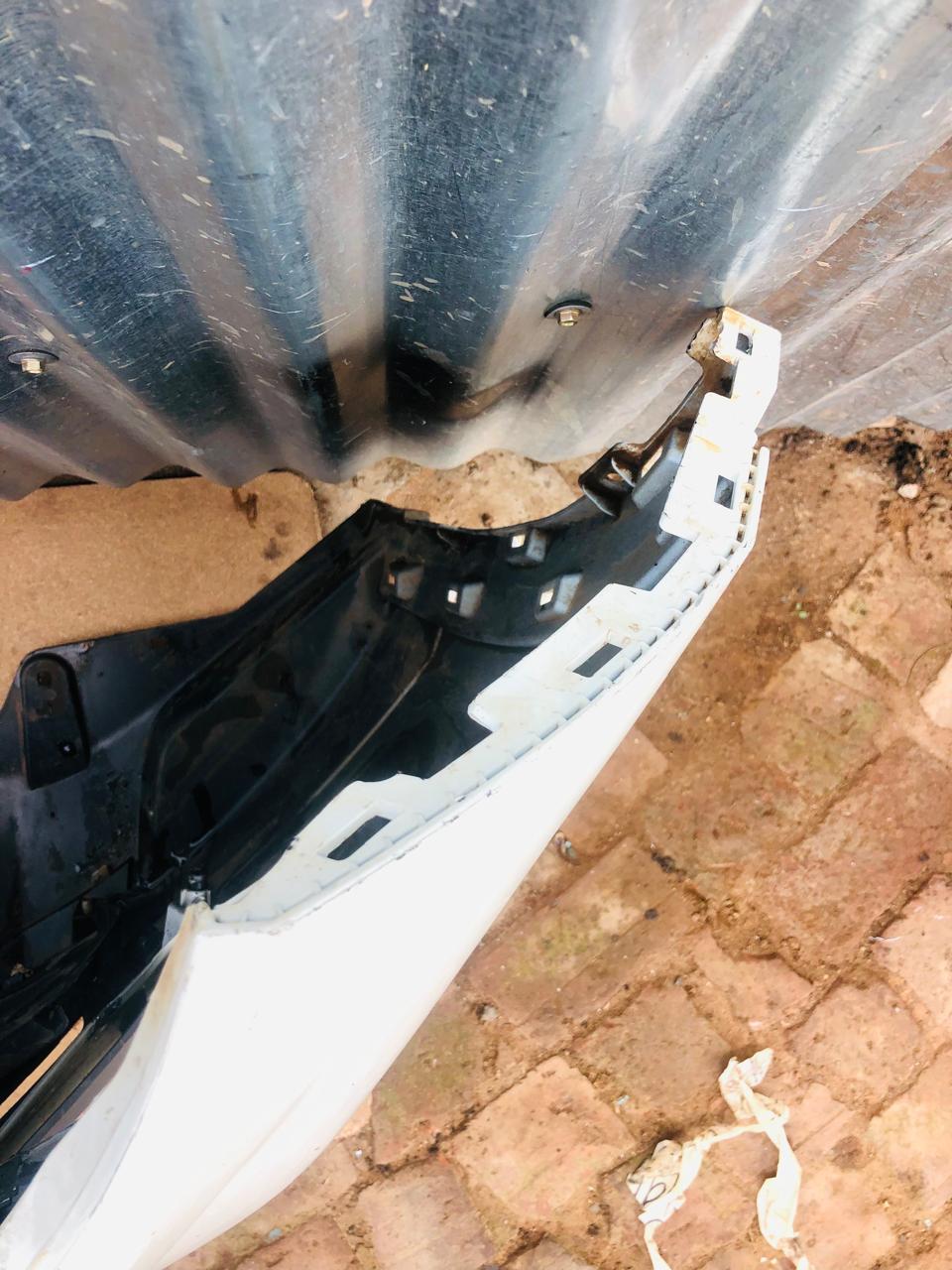 Mahindra KUV100 front bumper with radiator grill and trimming - Private Seller Mahindra KUV100 front bumper with radiator grill and trimming - Private Seller