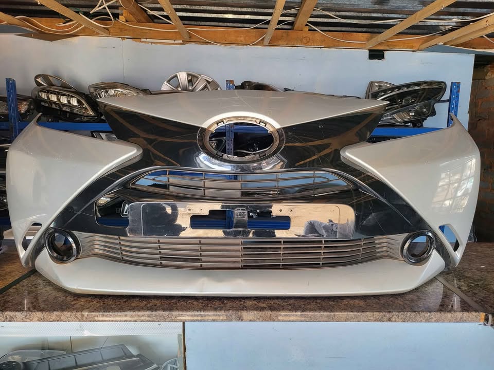 2016 Toyota Aygo complete font bumper for sale - Private Seller