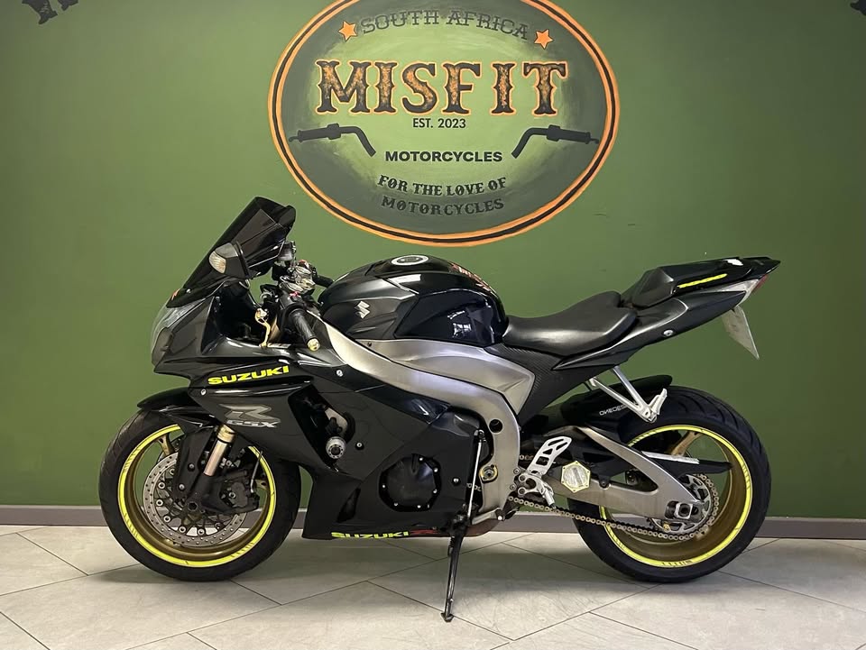 2011 Suzuki GSXR1000 - Private Seller