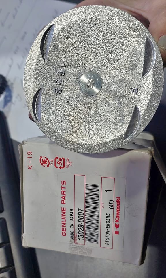 Piston KFX700