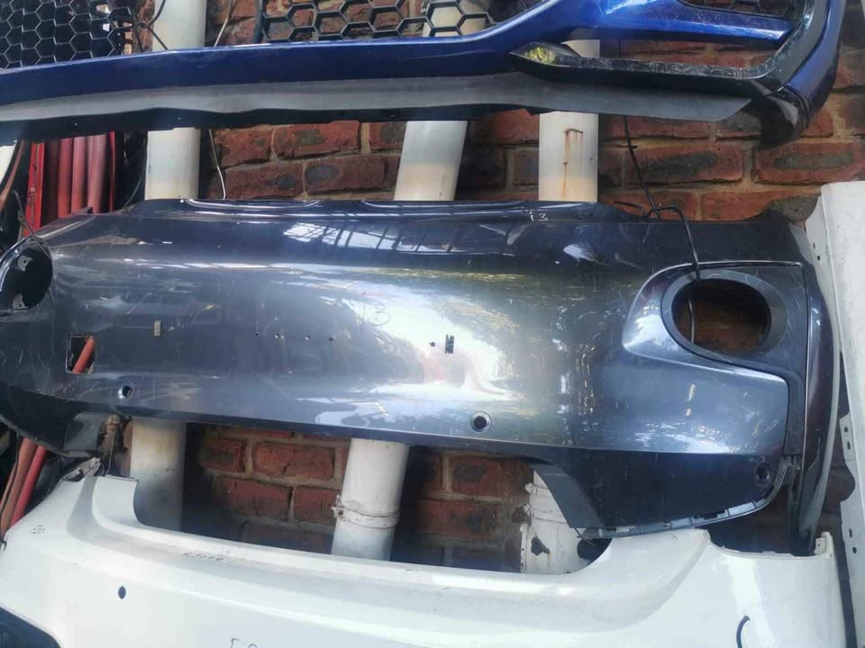 BMW i3 bumper - Private Seller BMW i3 bumper - Private Seller