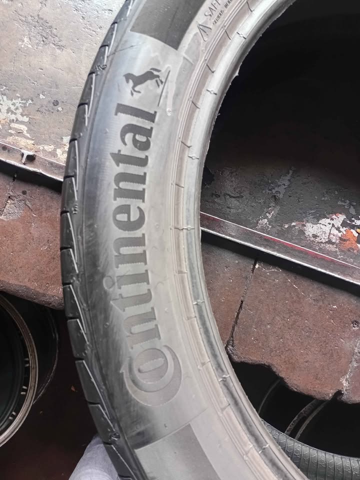 275/40/21 Continental Tyres for Sale. - Private Seller 275/40/21 Continental Tyres for Sale. - Private Seller