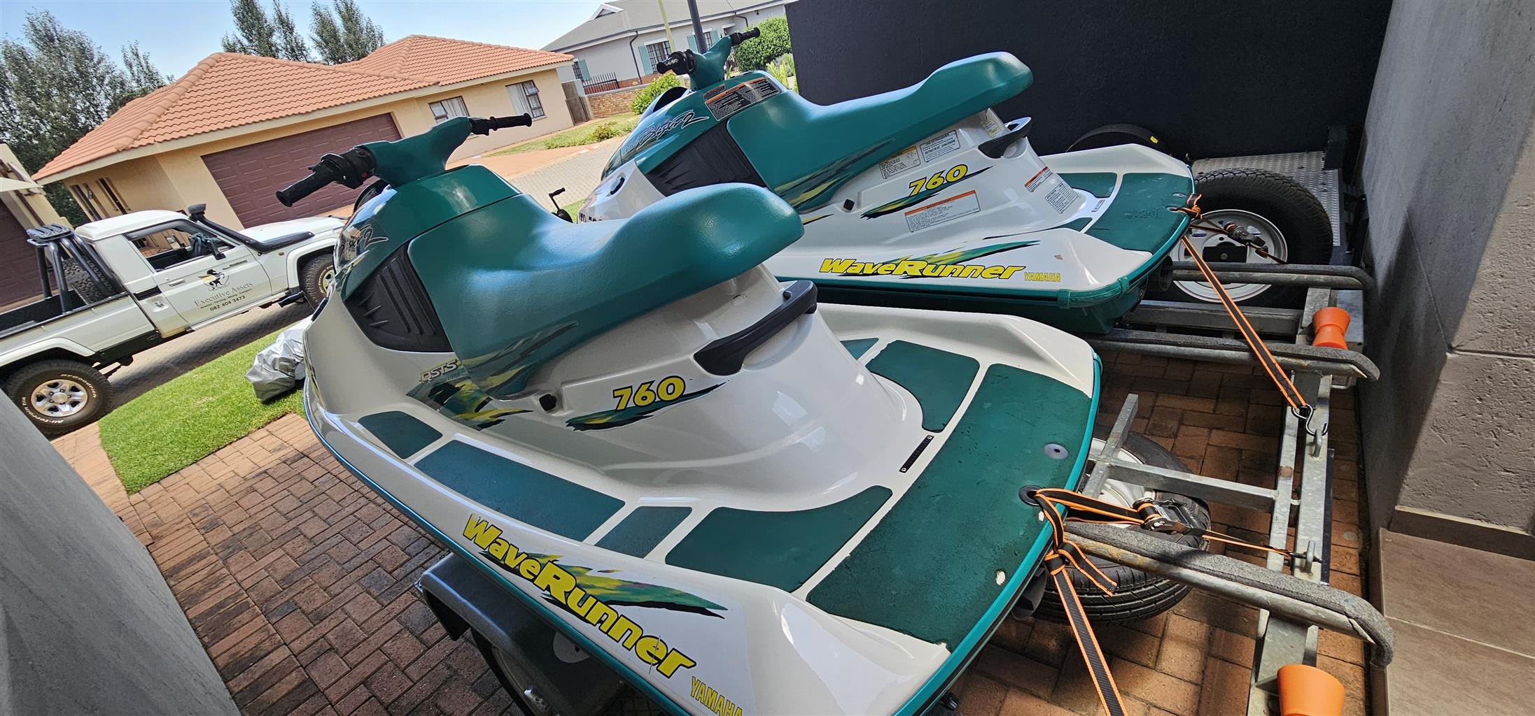 2x Yamaha 760 Waverunner Jetski's