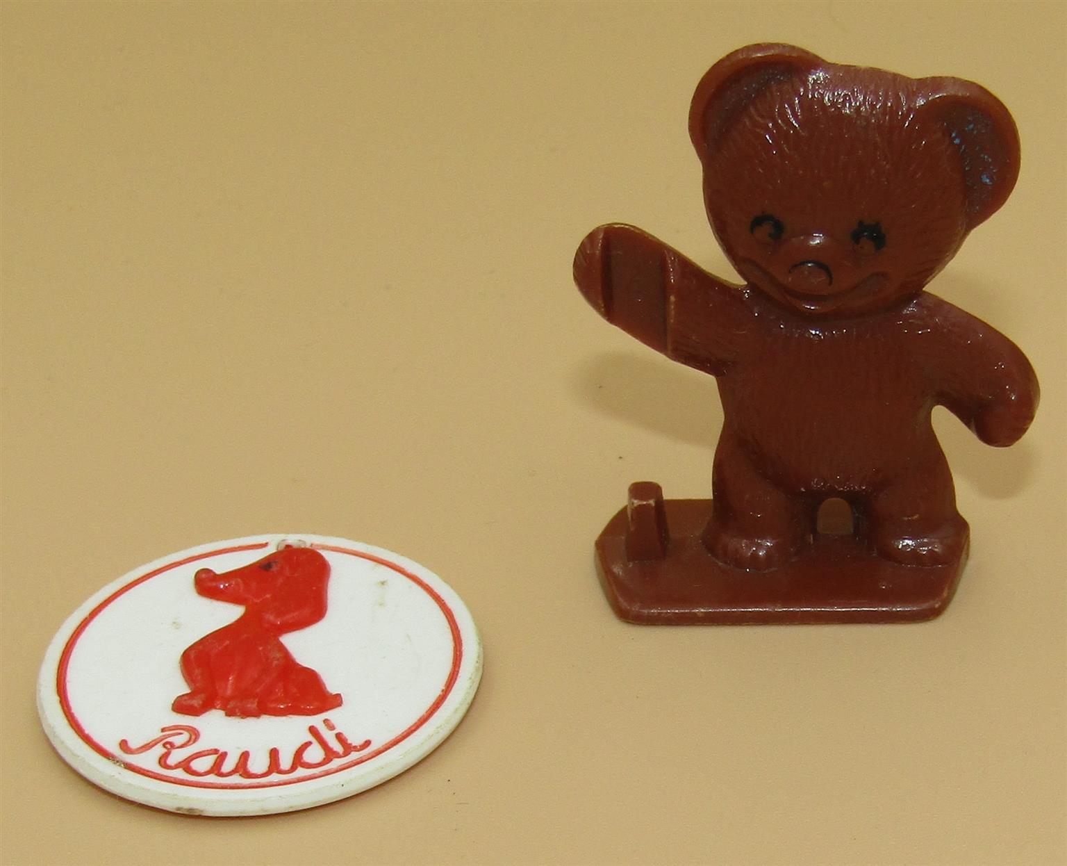 Bear & Dog Plastic Silhouette Figurine & Disc