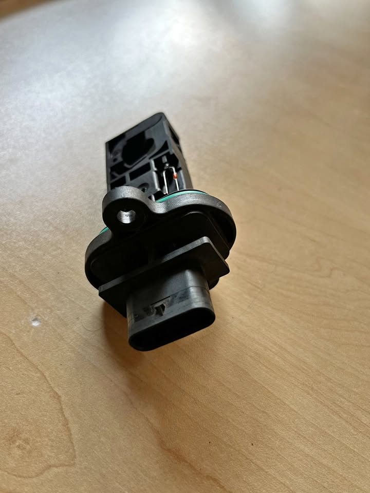 BMW F01 750Li N63 MASS AIRFLOW SENSOR AVAILABLE. - Private Seller BMW F01 750Li N63 MASS AIRFLOW SENSOR AVAILABLE. - Private Seller