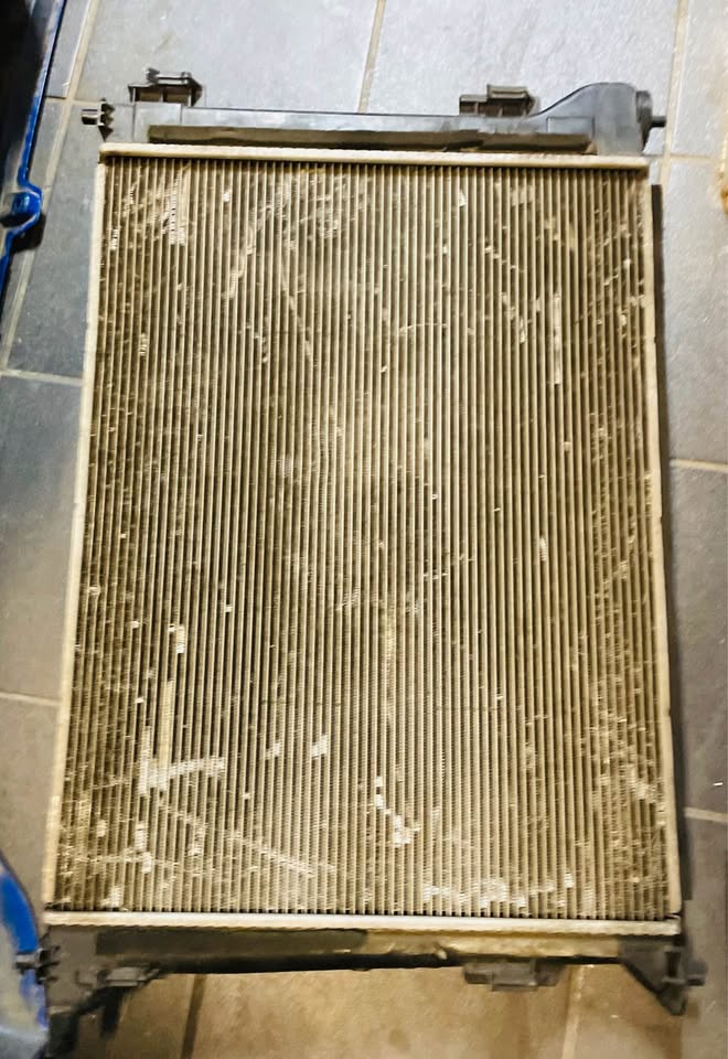 Hyundai Tucson Automatic radiator 2016 - Private Seller Hyundai Tucson Automatic radiator 2016 - Private Seller