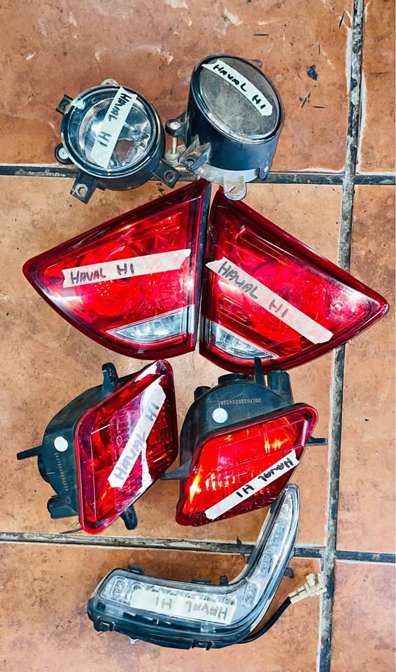HAVAL H1 fog lights and taillights 2018 - Private Seller HAVAL H1 fog lights and taillights 2018 - Private Seller
