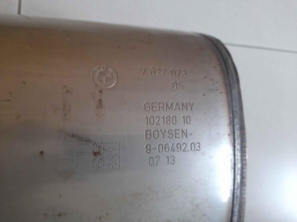 BMW F30 320i  MOTORSPORT GENUINE OEM SINGLE PIPE REAR EXHAUST BOX WITH TAILPIPE FORSALE