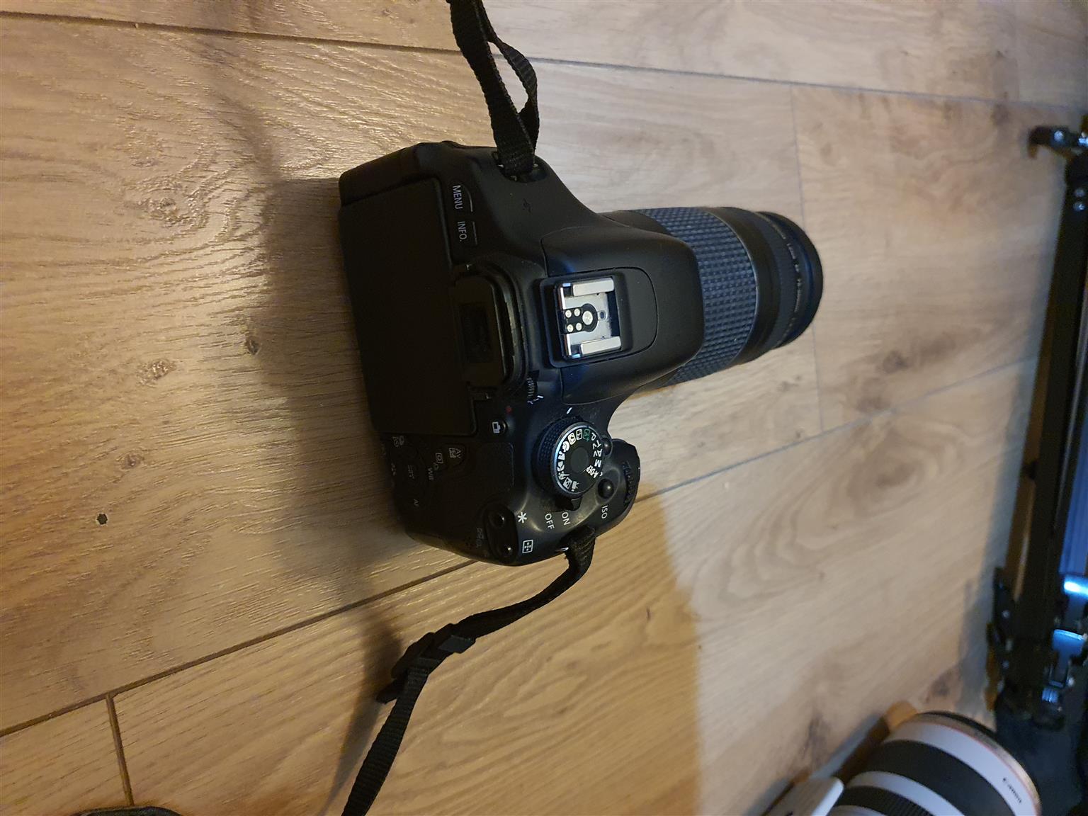 Bargain Canon EOS 600D Camera with Zoom lens Photo&Video function Build in Flash