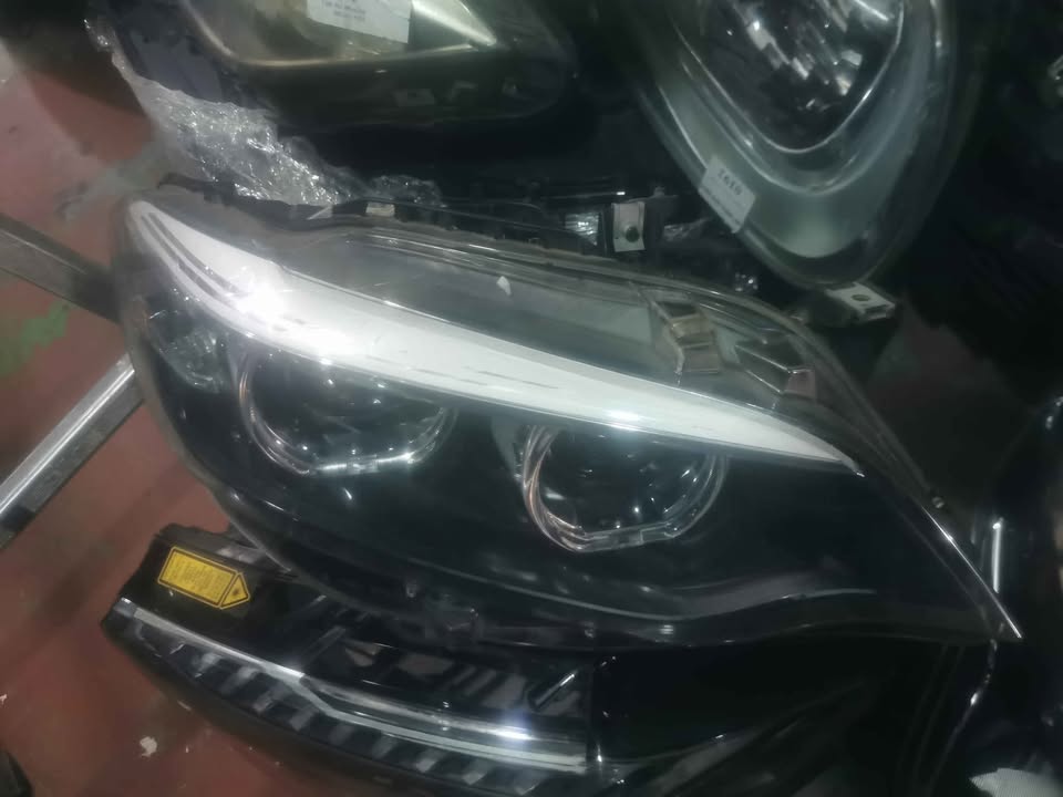 BMW F22 right side headlight - Private Seller