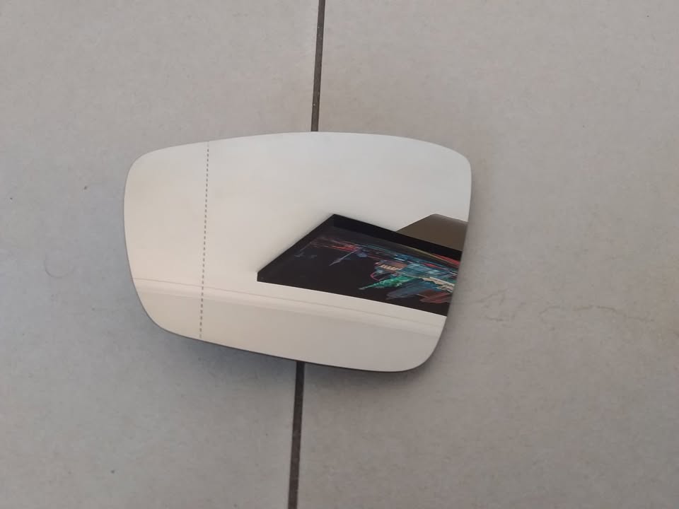 VW POLO VIVO FACELIFT 2014/2017  BRAND NEW DOOR MIRROR GLASS FOR SALE PRICE.(FREE FITMENT
