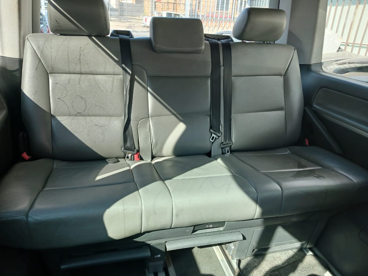 vw t5 caravelle 2.5 tdi stripping  for spares whatsapp - Private Seller