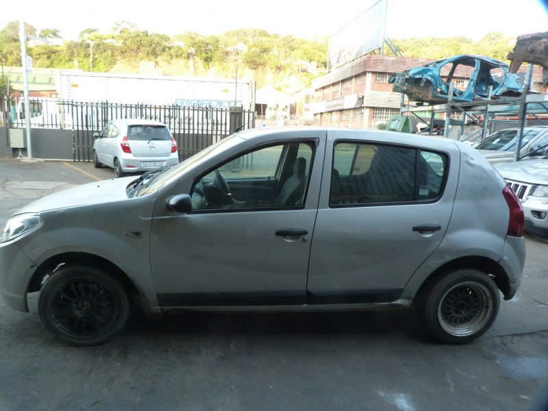 Renault Sandero 1.6 Manual K7M Silver - 2012 SPARESBOYZ STRIPPING FOR SPARES - Private Seller