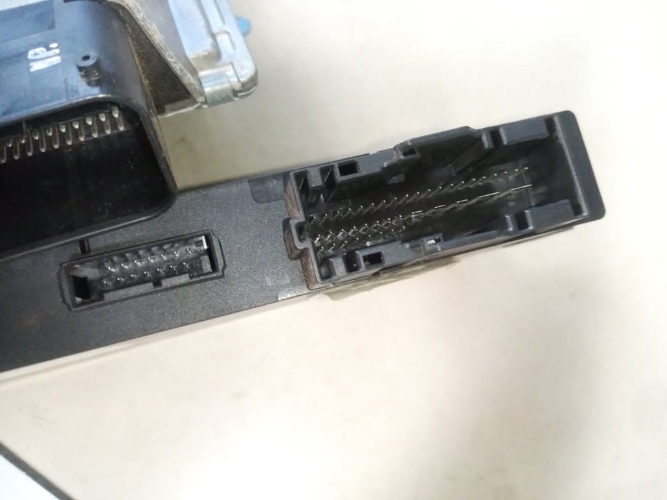 BMW M6 COMPUTER BOX E63 M6, KEY & LOCK SET E63 M6 - Private Seller BMW M6 COMPUTER BOX E63 M6, KEY & LOCK SET E63 M6 - Private Seller