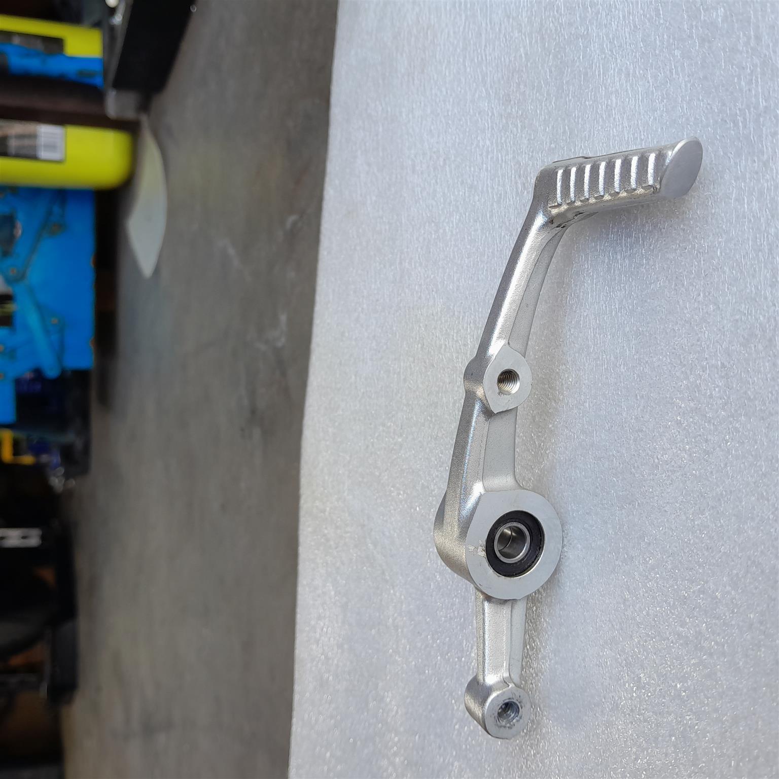 Gear Lever For a BMW S1000RR For Sale. Gear Lever For a BMWS1000R For Sale.
