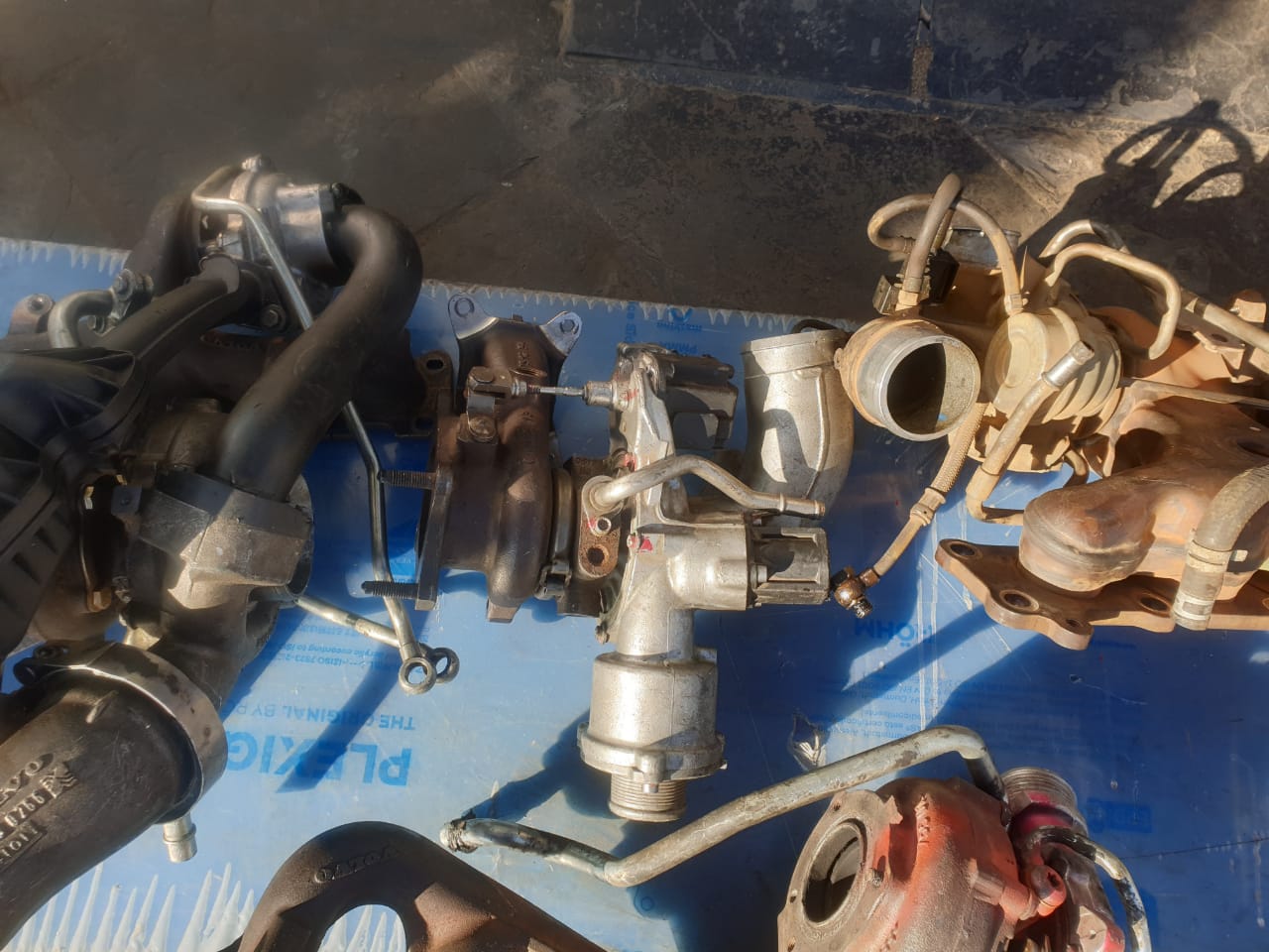 SELLING VOLVO TURBOS BOTH PETROL AND DIESEL - Private Seller SELLING VOLVO TURBOS BOTH PETROL AND DIESEL - Private Seller