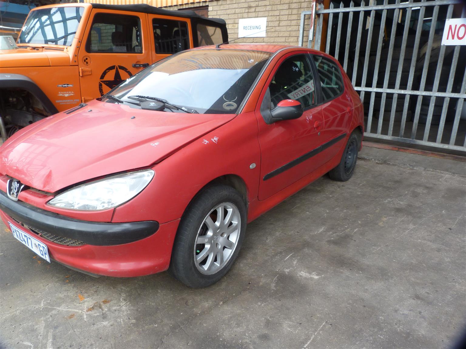 STRIPPING PEUGEOT 206 1.4 XLINE 2004 RED - Private Seller STRIPPING PEUGEOT 206 1.4 XLINE 2004 RED - Private Seller