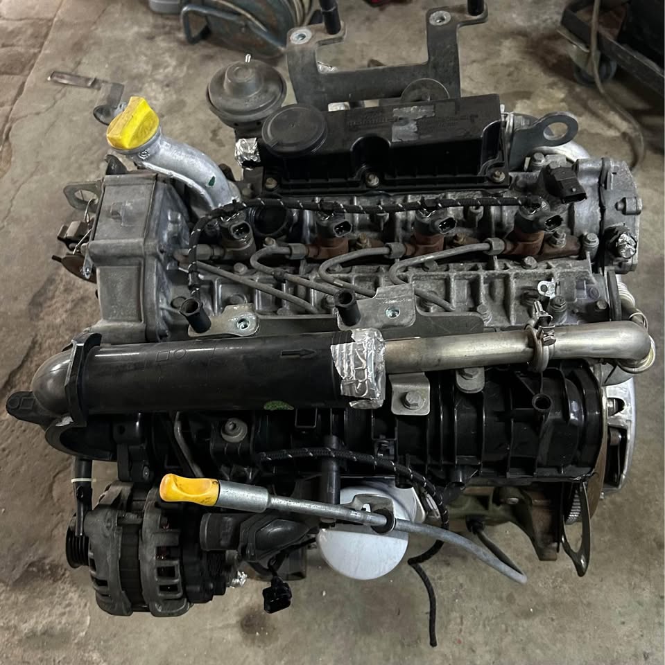Mahindra S10 2.2 SUV Engine Available @Circle 7 Used Parts Call or WhatsApp - Private Seller Mahindra S10 2.2 SUV Engine Available @Circle 7 Used Parts Call or WhatsApp - Private Seller