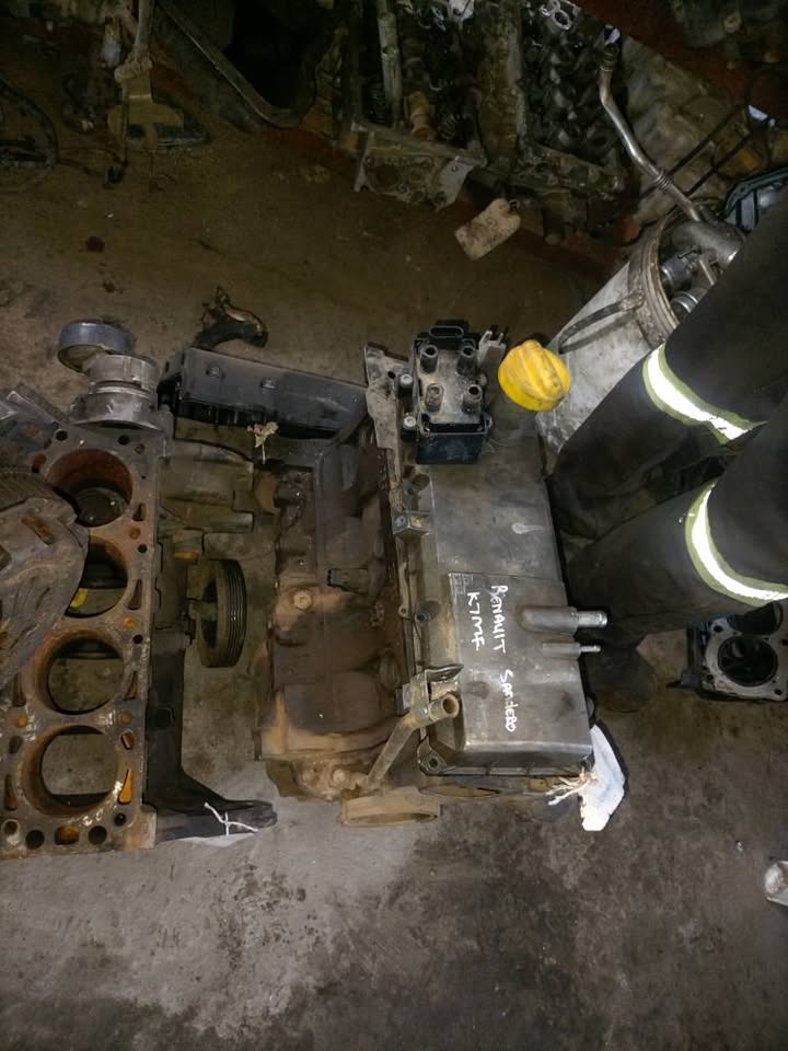 Renault Sandero K7MF engine spares - Private Seller Renault Sandero K7MF engine spares - Private Seller