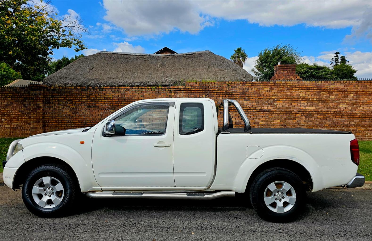 Used 2013 Nissan Navara 2.5dCi 4x4 - Private Seller Used 2013 Nissan Navara 2.5dCi 4x4 - Private Seller