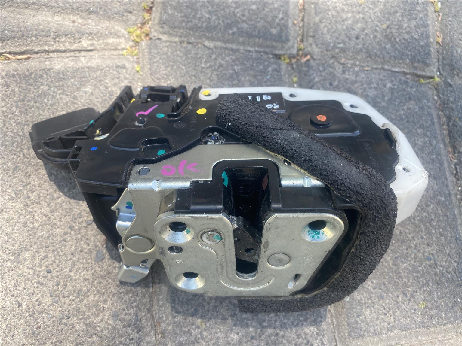 2020 NISSAN ALMERA RIGHT FRONT DOOR LOCK FOR SALE. IN PRISTINE CONDITION - Private Seller 2020 NISSAN ALMERA RIGHT FRONT DOOR LOCK FOR SALE. IN PRISTINE CONDITION - Private Seller