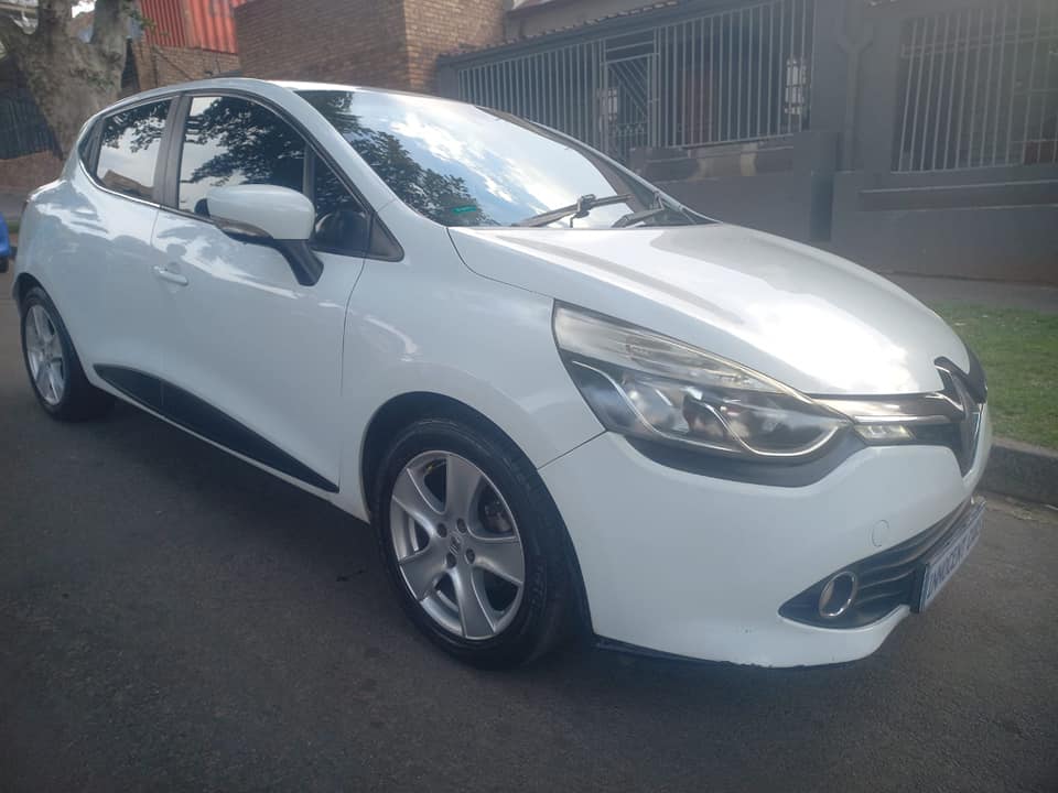 2014 RENAULT CLIO 4 1.0 PETROL, MANUAL, WHITE COLOR, MILEAGE 145000KMS