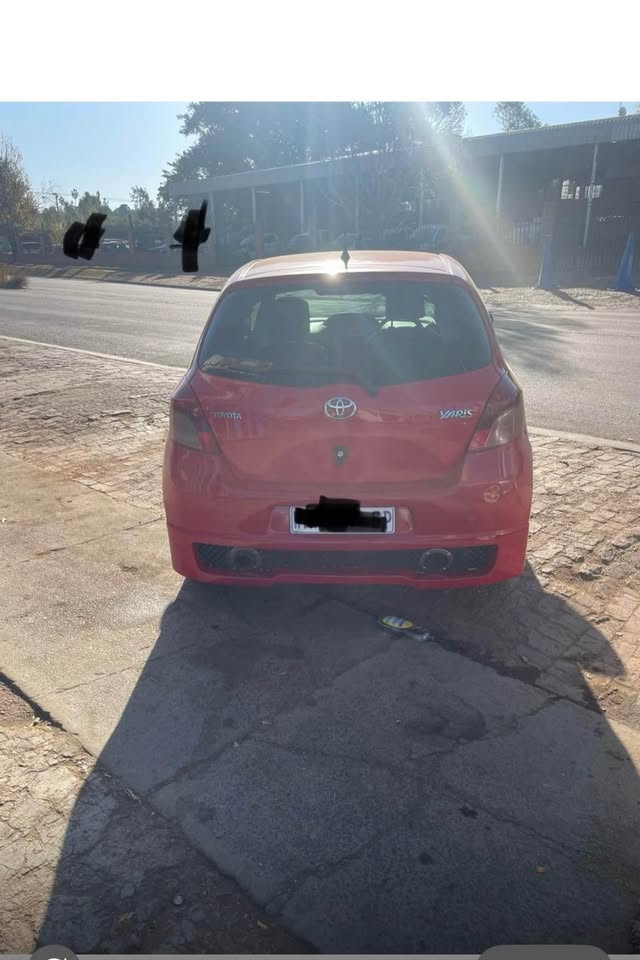 TOYOTA YARIS FOR SPARES - Private Seller TOYOTA YARIS FOR SPARES - Private Seller