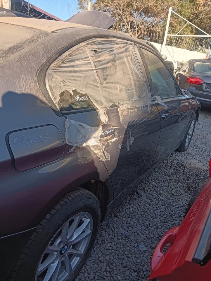 2012 BWM F30 320i STRPPING FOR SPARES