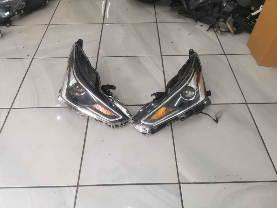 Toyota Aygo headlights - Private Seller Toyota Aygo headlights - Private Seller