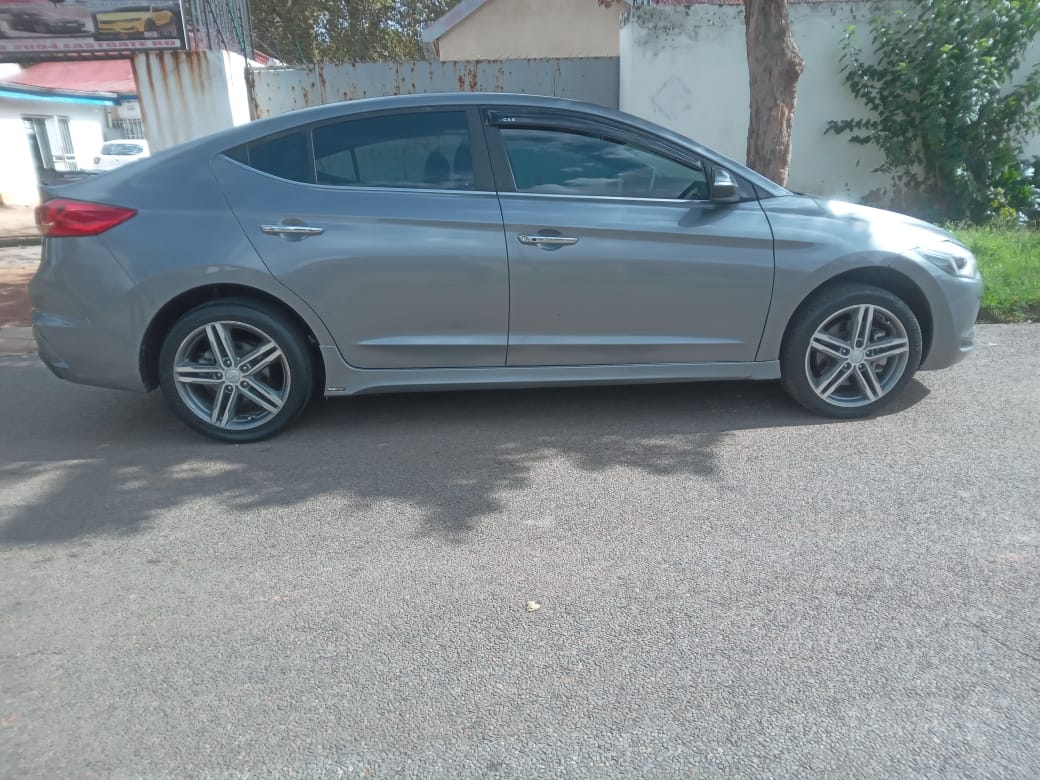 Used 2018 Hyundai Elantra 1.6 GLS auto - Private Seller Used 2018 Hyundai Elantra 1.6 GLS auto - Private Seller