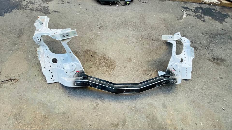 Isuzu D-Max Cradle - Private Seller Isuzu D-Max Cradle - Private Seller