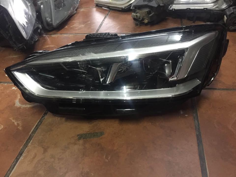 AUDi A5 /s5 2018 to 2023 headlights - Private Seller