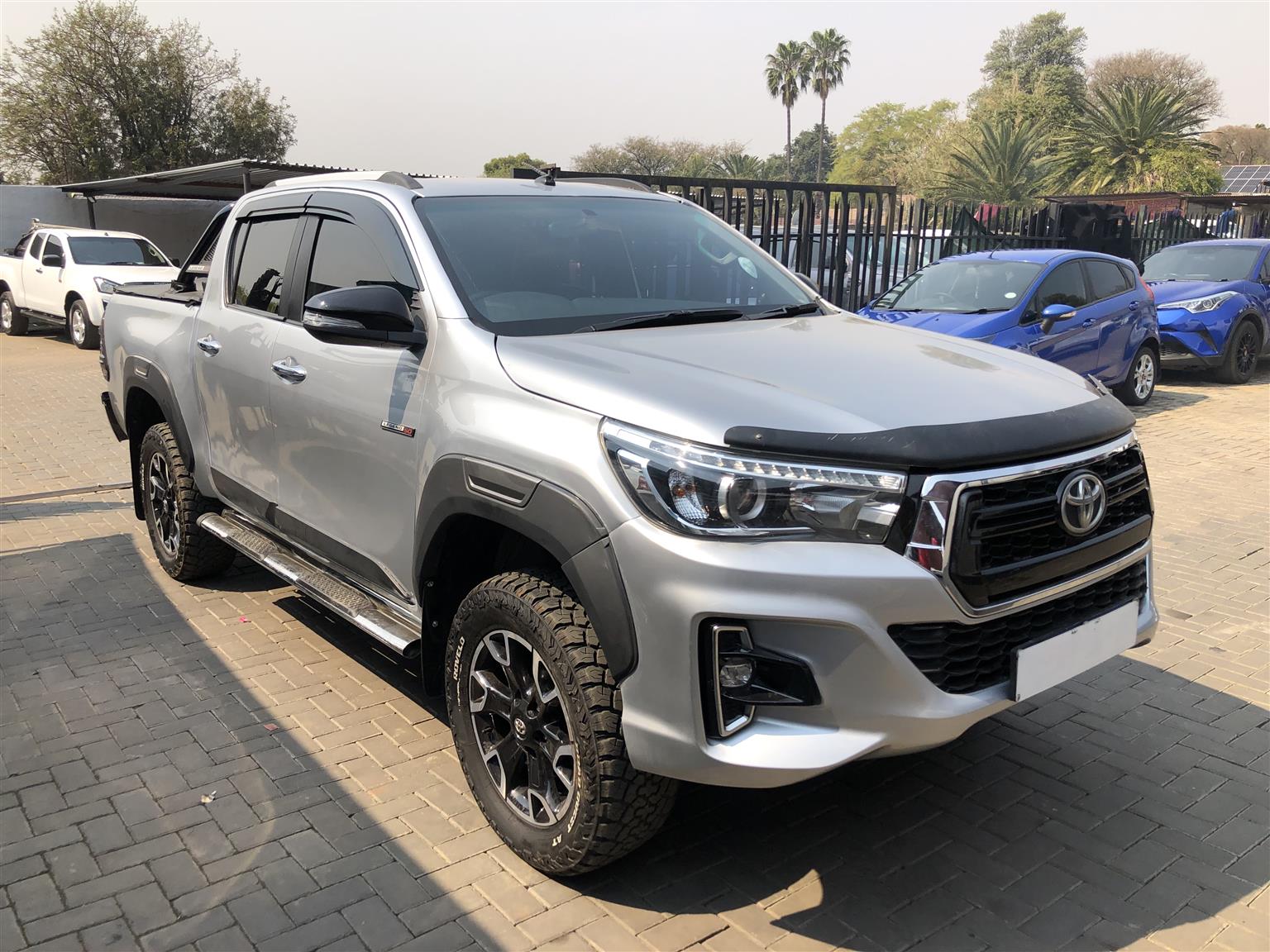 Used 2019 Toyota Hilux 2.8GD-6 double cab 4x4 Legend manual - Private Seller Used 2019 Toyota Hilux 2.8GD-6 double cab 4x4 Legend manual - Private Seller