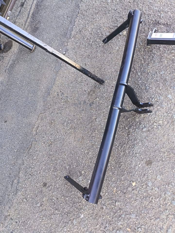Suzuki vitara brezza towbar - Private Seller Suzuki vitara brezza towbar - Private Seller
